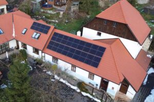 Kompletná inštalácia fotovoltiky 10 kWp s meničom a integráciou Smart Home pre rodinný dom, Doľany